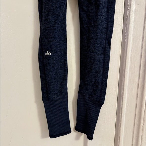 Navy Blue women’s Alo Alosoft set LIKE NEW sz XS - Picture 8 of 14
